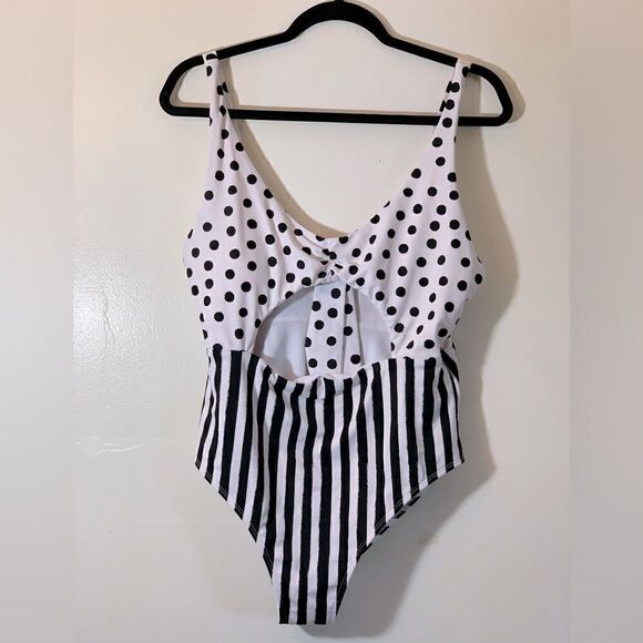 No Boundries Swimsuit Black White Polka Dots & Striped Bow Tie Open Belly Sz XL - Picture 1 of 5